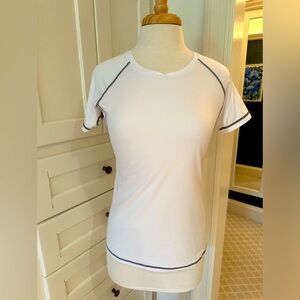 Women’s Tennis Gym Shirt Size S